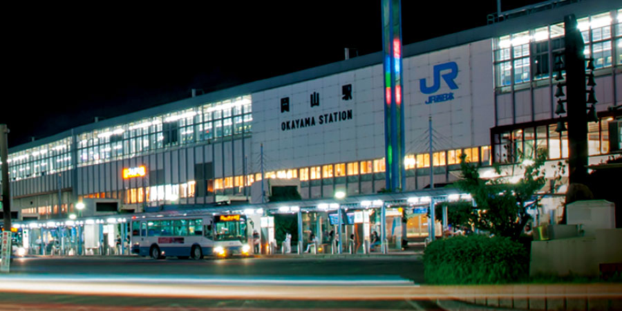 JR「岡山」駅西口